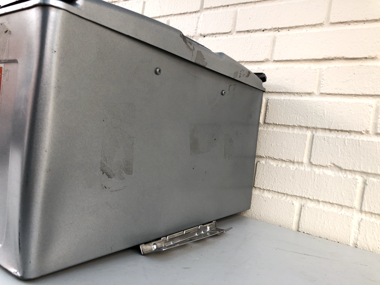 Rinnai RUR199EN Water Heater WITH Dings, Power Tested, See Pictures