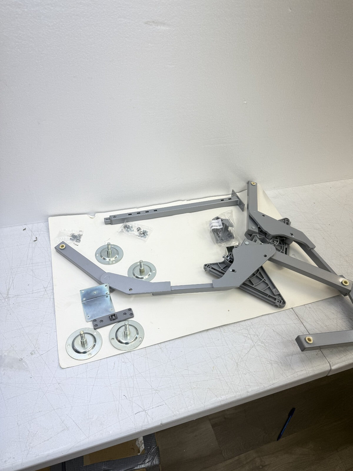 Rev-A-Shelf 587-18-RMP Modern 38-7-16" Pull Out and Pivot Two Tier Solid Bott
